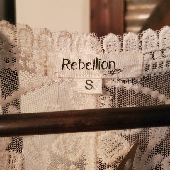 Rebellion Ivory Lace Open Top - Picture 4 of 6